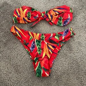 Tropical bandeau bikini